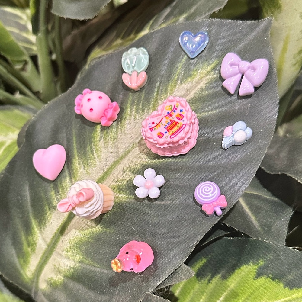 🍃10 pack BIRTHDAY PALS PLANT MAGNETS!🍃 - Picture 2 of 3